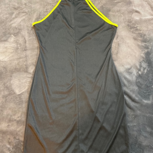 Neon green and grey Missguided mini dress - Picture 2 of 3